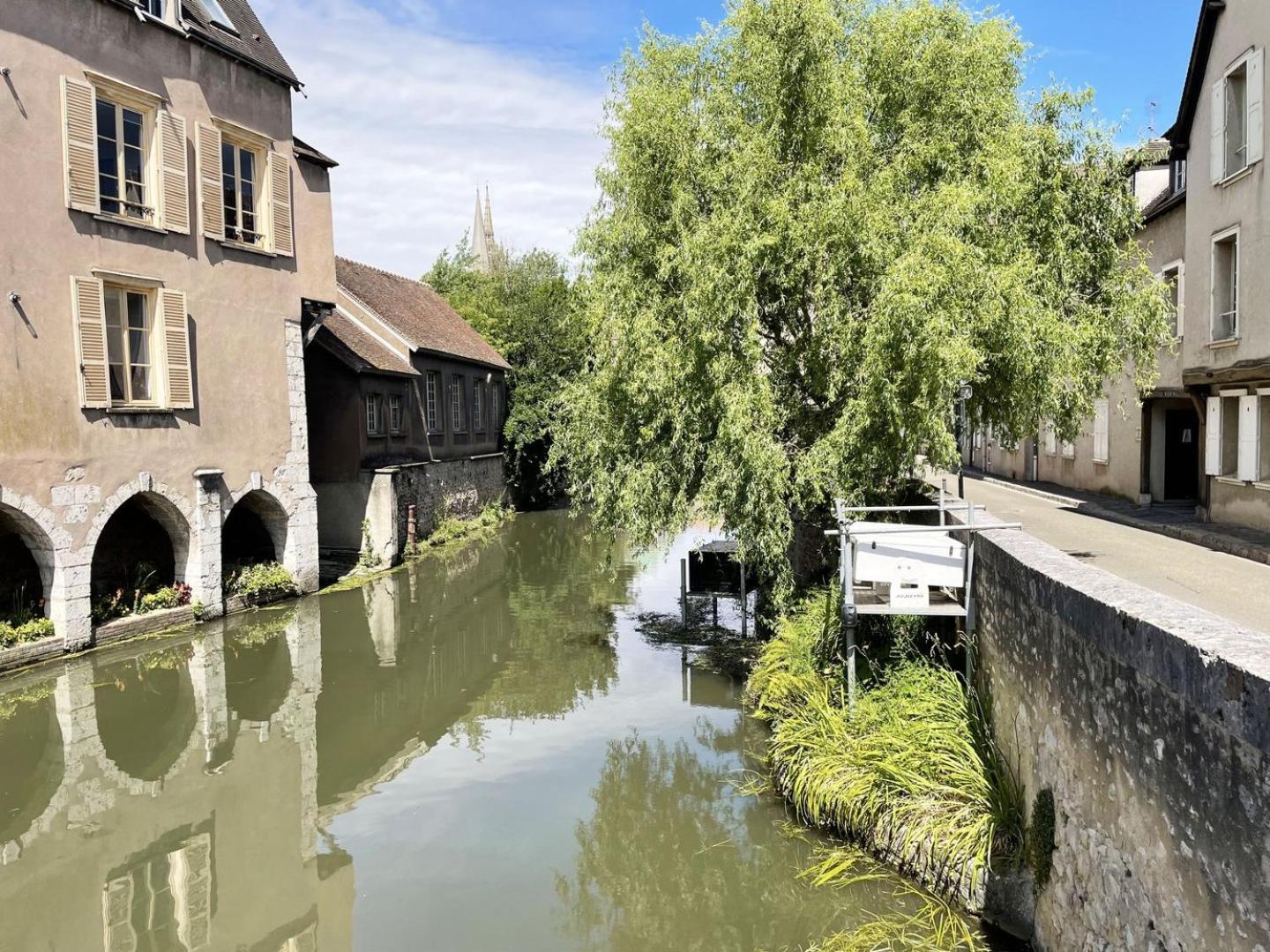 Апартаменти Au Bord De L'Eure - Free Parking Шартр Екстер'єр фото