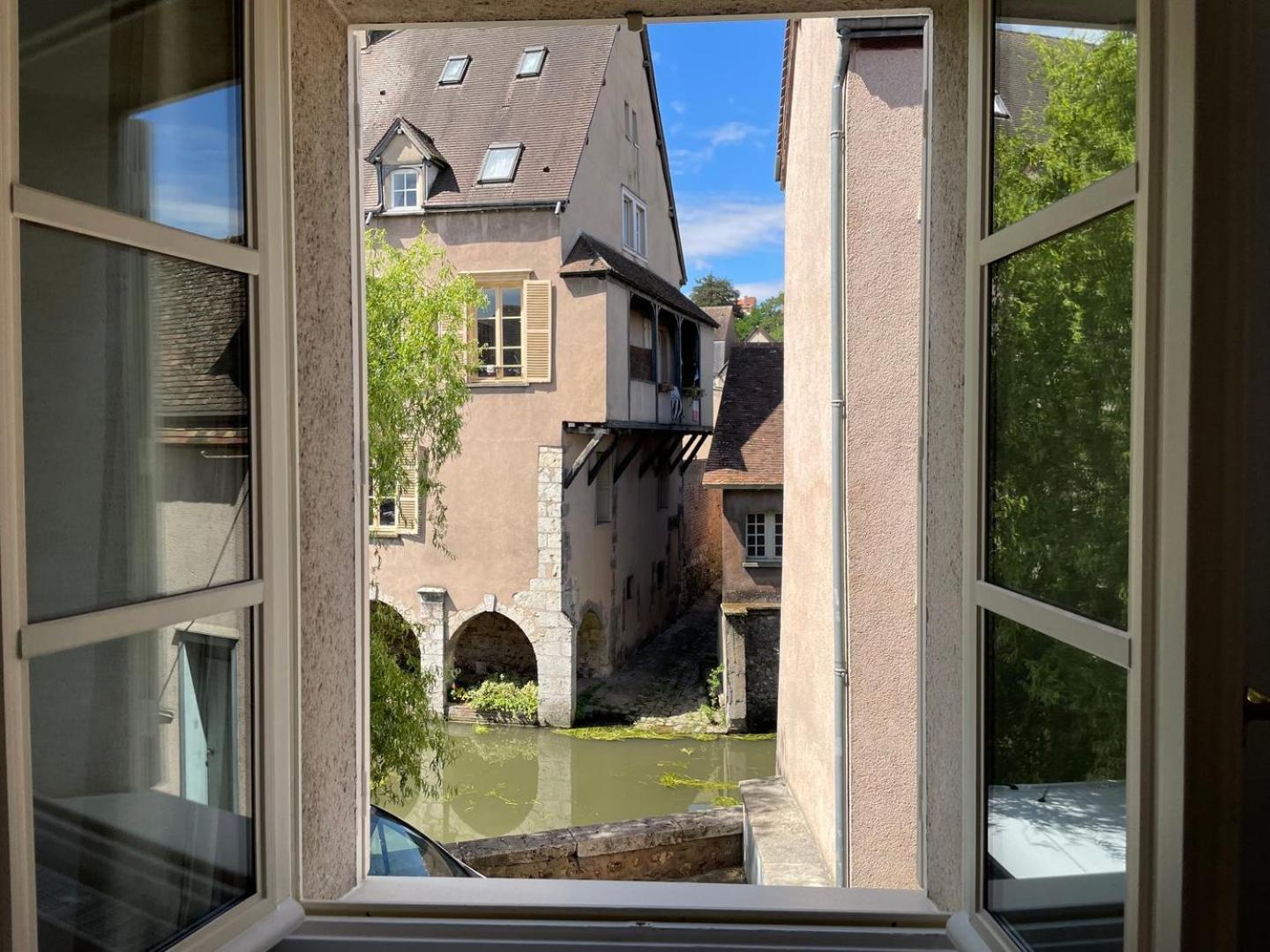 Апартаменти Au Bord De L'Eure - Free Parking Шартр Екстер'єр фото
